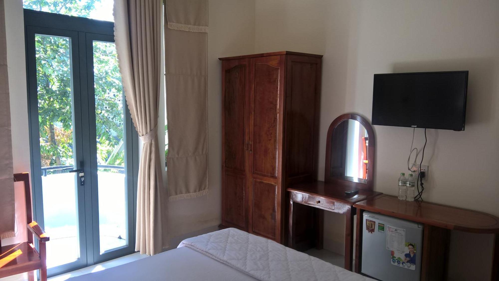 Lien Thong Hotel Duong Dong Quarto foto