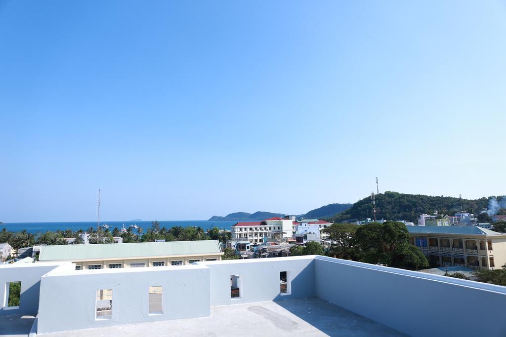 Lien Thong Hotel Duong Dong Exterior foto
