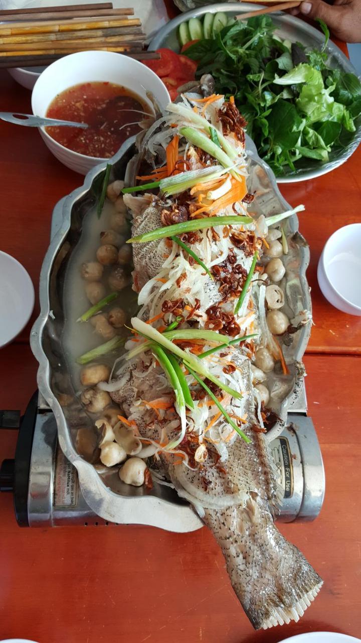 Lien Thong Hotel Duong Dong Exterior foto